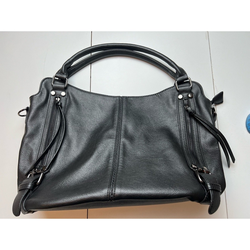 Realer Faux Leather Black  Hobo  Bag  Zipper  Lined EUC (no shoulder strap)